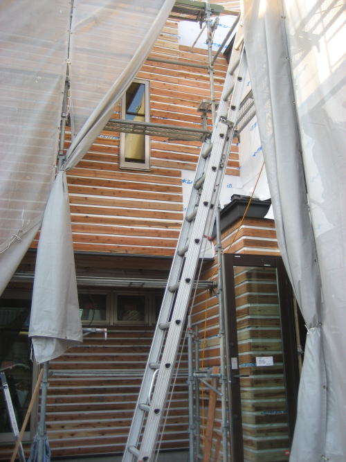 外部外壁ﾗｽ板貼り工事（南面）